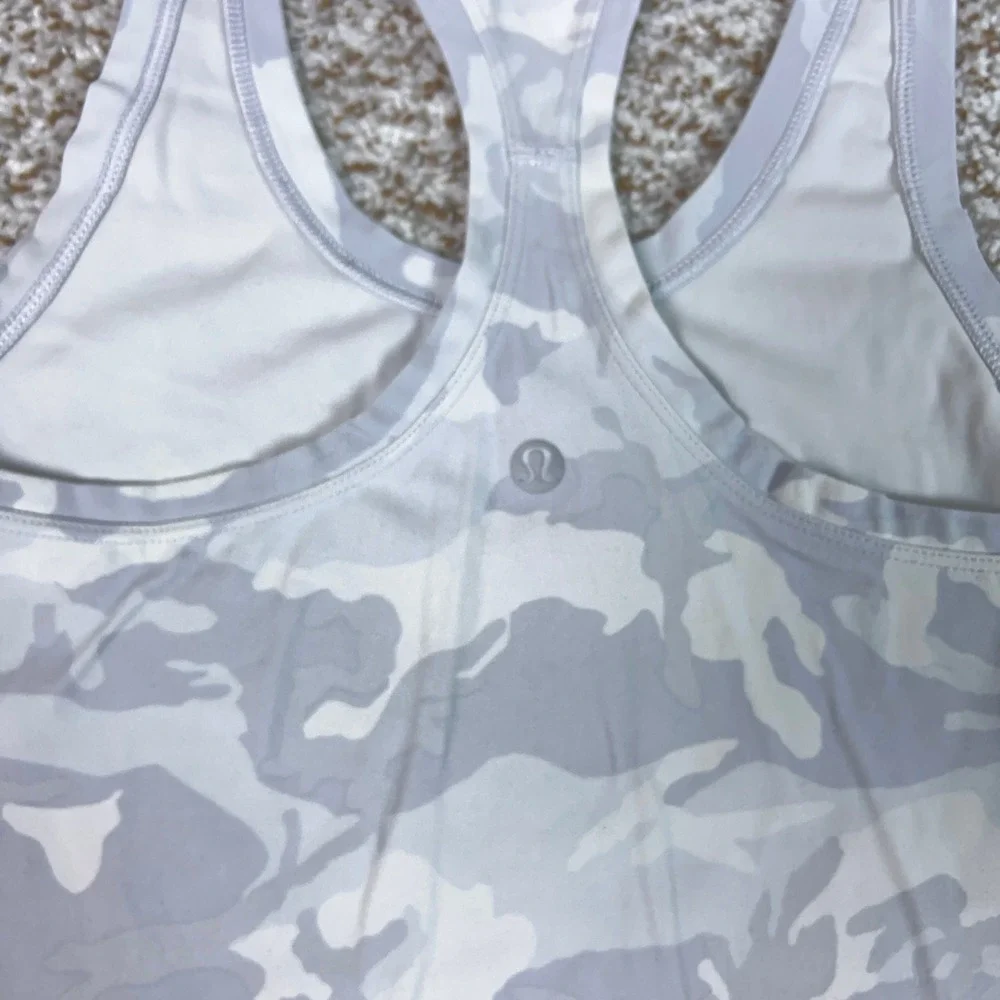 Lululemon Tank Top Womens Small Gray White Camo Racerback Athletic Workout Gym